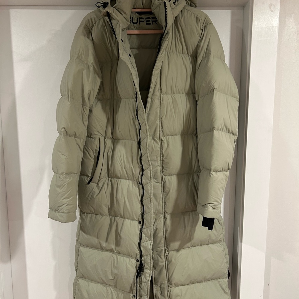 Aritzia superpuff Women's Puffer Coat - Light Green